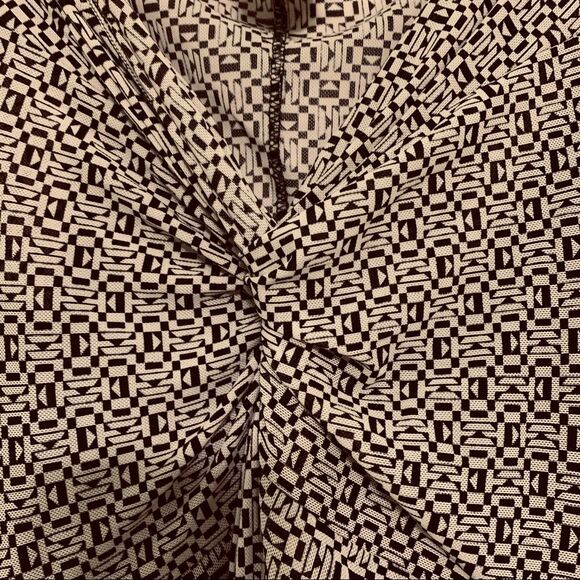 Max Studio V Neck Twist-Front Dress Geometric Print Black Cream Overlay - Picture 10 of 15